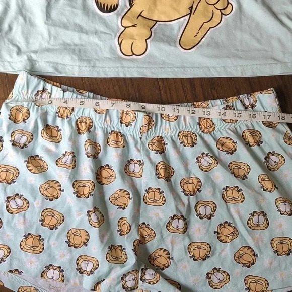 Garfield  Pajamas NWOT - Picture 5 of 12
